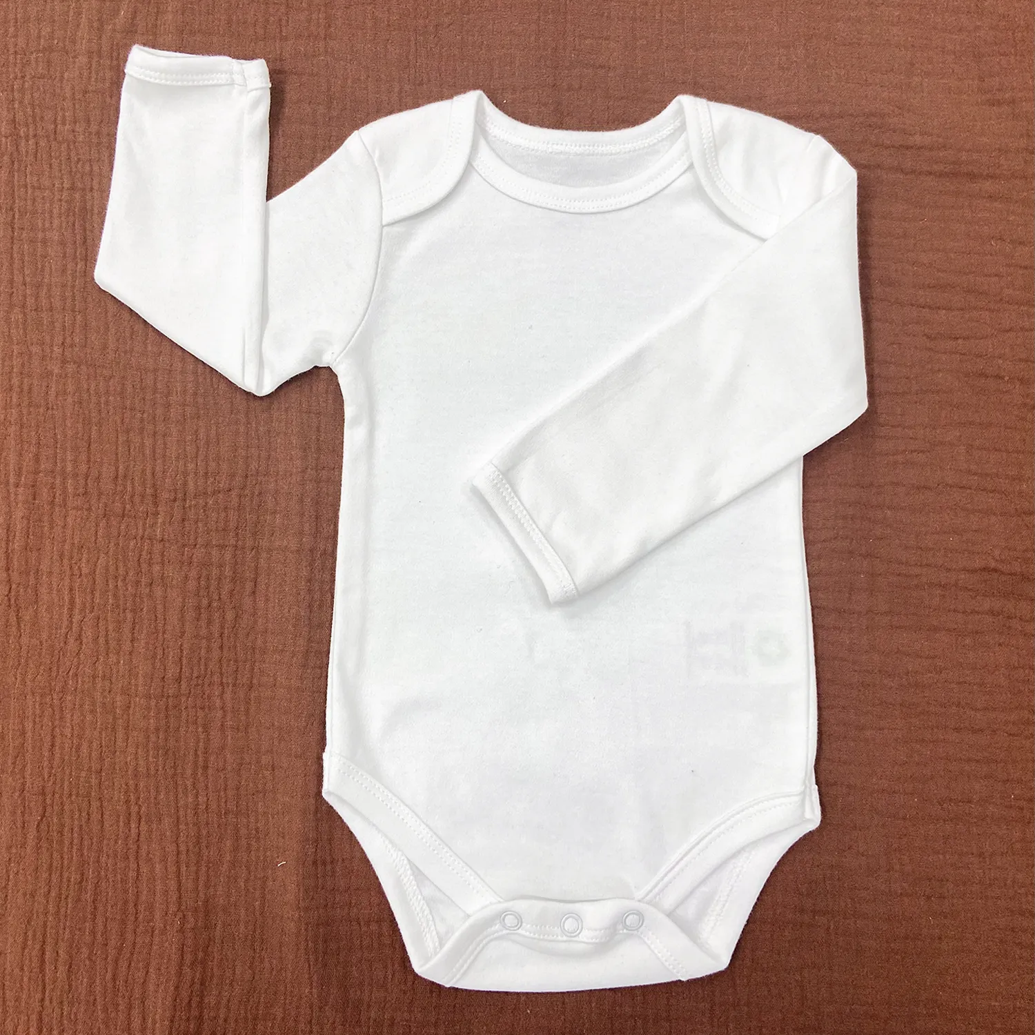 White Long Sleeve Baby Bodysuit 100% Organic Cotton GOTS Wholesale Custom Bodysuit for Baby Clothes Multi Size Super Soft