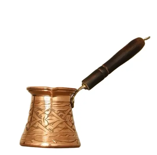 Турецкий кофейник круглой формы с деревянной ручкой