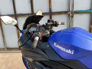 Motocicleta Kawasaki Ninja <span class=keywords><strong>250</strong></span> Deportiva de Alto Rendimiento, de Gasolina, Usada, para Carretera y <span class=keywords><strong>Pista</strong></span> - Product Image 3