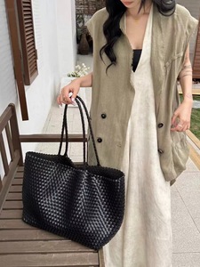 China <span class=keywords><strong>Online</strong></span> <span class=keywords><strong>Shopping</strong></span> Model Sterke Visuele Aantrekkingskracht Grote Capaciteit Handvat Aan Beide Zijden Pu Materiaal Handgeweven Tassen Voor Vrouwen Merk - Product Image 3
