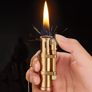 Briquet à kérosène de luxe créatif au design bronze vintage, vente en gros - Product Image 5
