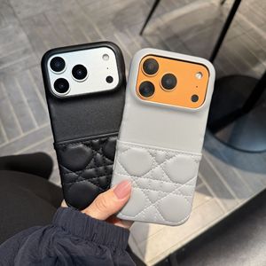 Étui de luxe matelassé antichoc pour iPhone 17 Pro Max 16/15/14/13 Pro <span class=keywords><strong>avec</strong></span> <span class=keywords><strong>porte</strong></span>-cartes et décorations métalliques de marque - Product Image 3