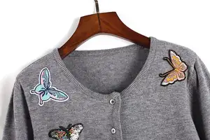 Cárdigan Jacquard con estampado de mariposas para mujer, suéter cómodo y a la moda, 2023