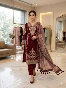 Conjunto de Vestido Étnico de Tres Piezas: Kurti Tradicional de Georgette con Bordado de Cordón, Pantalones Palazzo y Dupatta Coordinada - Product Image 6