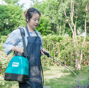 Pulvérisateur à dos 6L alimenté par batterie rechargeable 12V pour le jardin et la désinfection intérieure - Product Image 2