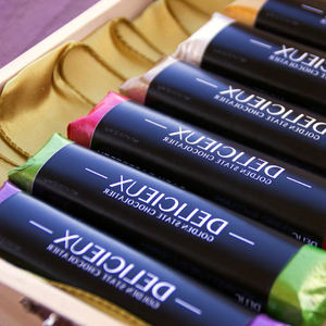 <strong>Graceful</strong> Paper Chocolate Box Perfect for Gifting Assorted Chocolate Treats, Ideal for Sweet Tooth Lovers - Product Image 4