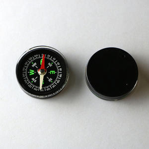 Boussole d'extérieur 35 mm, outil de navigation manuel en plastique rempli d'huile pour la randonnée, le camping, l'alpinisme, aide pédagogique pour enfants - Product Image 1