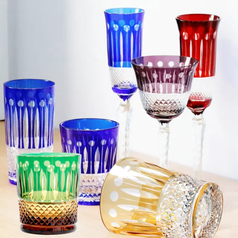 Luxus-Satz zeitloser handgeschnittener durchsichtiger farbiger Kristallglas Highball-Glas zylindrischer Becher Champagner-Flöte Cocktail-Glas