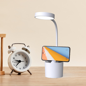 <span class=keywords><strong>Lampe</strong></span> de table d'étude avec interrupteur marche/arrêt <span class=keywords><strong>LED</strong></span> <span class=keywords><strong>Lampe</strong></span> de bureau avec tasse à crayons et support pour téléphone portable - Product Image 3