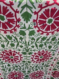 Jeté vintage en coton Suzani Kantha brodé à la main, couvre-lit coloré, tapisserie murale bohème - Product Image 2