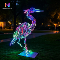 Sculpture lumineuse 3D NUOWEI GLOWZ en forme de héron, LED à changement de couleur, étanche, en fer forgé, pour zoo, jardin botanique, parc à thème, Noël nocturne