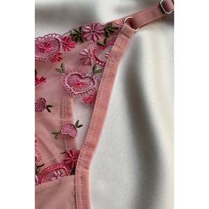 Ensemble soutien-gorge et culotte rose poudré à motifs floraux, lingerie féminine - Product Image 2