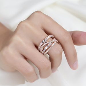 แหวนเพชรทองคำ 18K รุ่น MSR-2083 จาก Messi Jewelry สำหรับผู้หญิง - Product Image 5