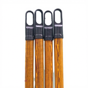 Madera de eucalipto recubierta de PVC de grano negro largo, palo de escoba de limpieza ecológica para el hogar, mango de tornillo de rosca de Italia, recogedor de escoba - Product Image 2