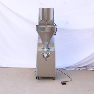 Remplisseuse à saucisses électrique compacte et efficace, idéale pour les bouchers artisans et les fabricants d'aliments de spécialité - Product Image 2