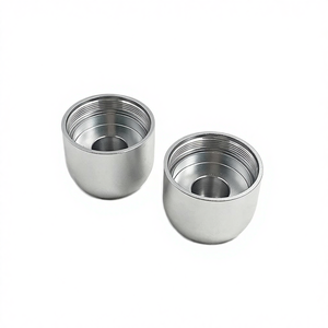 Réceptacle à filetage interne en acier inoxydable usiné CNC avec capacités de perçage et de brochage - Product Image 1