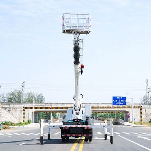 Suministro de fábrica: Camión elevador aéreo Qingling 1suzu 100P de 20m con brazo de 4 secciones para mantenimiento de alumbrado público municipal - Product Image 6