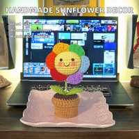 Fleur de tournesol en crochet fait main en pot, ornement en fil, décoration de bureau mignonne, cadeau artisanal pour la maison, cadeau de Noël