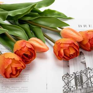 Ramo de Tulipanes Artificiales con Tacto de Goma Suave, Flor Artificial para Decoración de Interiores, Hogar, Navidad, Día de San Valentín - Product Image 4