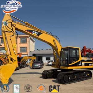 Excavadora Hidráulica de Segunda Mano 320BL, 20 Toneladas, Modelo 2015, con Bomba Hidráulica para Preparación de Terrenos y Desbroce - Product Image 1