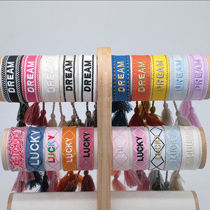 אופנה צבעוני לוגו מותאם אישית boho קלוע ציצית בד בד רקומים צמיד קלוע צמיד קלועה עבור נשים ידידות - Product Image 1