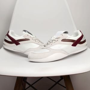 Chaussures à lacets classiques décontractées pour femmes de marque de luxe coréenne, chaussures en cuir véritable imperméables en maille de caoutchouc Forrest Gump, tendance de la mode - Product Image 1