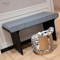 Meja rias mewah Modern, desain baru dengan aksen kuningan, meja rias Modern dengan cermin meja rias