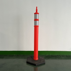 Postes Delimitadores Portátiles Industriales con Bandas Reflectantes Naranja y Negro - Product Image 3