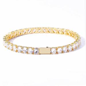 สร้อยข้อมือเทนนิส GRA Moissanite สไตล์สตรีทแวร์จาก Statement Urban  ทำจากเงินแท้ S925 ประดับเพชรเต็มวง พร้อมตัวล็อกแบบสปริงริง  สำหรับผู้ชายและผู้หญิง - Product Image 2