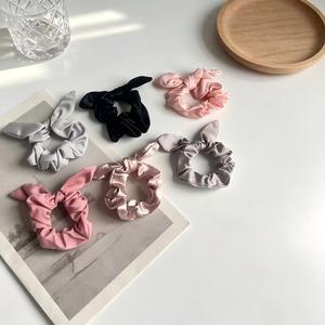 Chouchous en satin avec nœud oreilles de lapin, élastiques à cheveux en tissu doux, grands chouchous, accessoires pour cheveux femme - Product Image 2