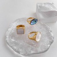 Bijoux à la mode en gros 18K plaqué or coquille anneaux en acier inoxydable anneaux pour femmes bagues délicates