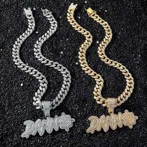 สร้อยคอจี้ตัวอักษรโลหะผสมดีไซน์ล้ำสมัยขายดีปี 2026 สไตล์ฮิปฮอป สร้อยคอผู้ชาย ขายส่ง เครื่องประดับแฟชั่น - Product Image 1