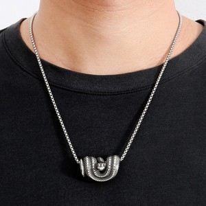 Yunnique – collier avec pendentif serpent pour hommes, en acier inoxydable, design animal géométrique, bijoux rétro cool, accessoire de mode - Product Image 4