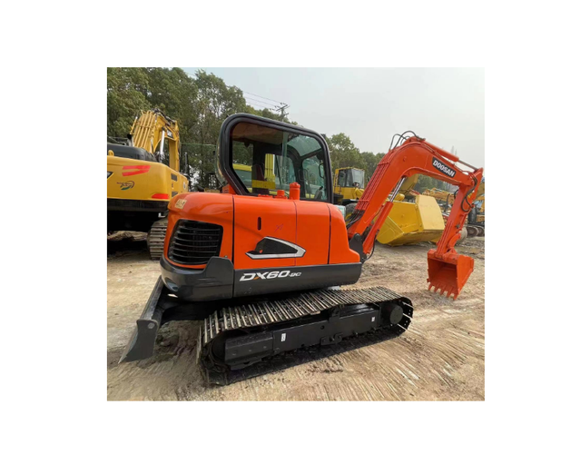 Used Korea Brand DOOSAN DX60 Hydraulic Excavators 5ton 6ton Mini Excavators Good Condition Low Price