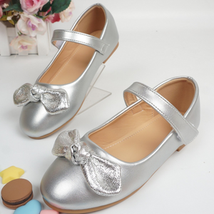 Vente en gros de chaussures élégantes pour filles, style princesse, couleur argentée, mode enfant - Product Image 2