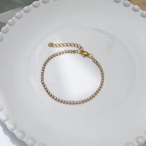 Pulsera de Moda para Mujer, de Acero Inoxidable, con Dijes Dorados y Diamantes, Venta al Por Mayor - Product Image 4