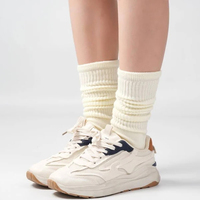 Échantillon Gratuit, Faible MOQ, Chaussettes de Yoga Antidérapantes Confortables et Douces pour Pilates, Chaussettes de Sol Personnalisées, Chaussettes de Yoga Slouch Scrunch