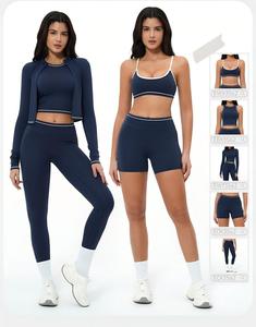 ชุดกีฬาสามชิ้นสำหรับผู้หญิง ชุดออกกำลังกายแห้งเร็วแบบรัดรูป สีสันตัดกัน เหมาะสำหรับฟิตเนสกลางแจ้งและโยคะ - Product Image 1