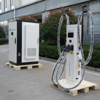 Chargeur DC haute puissance de type split 240kW-480kW, conception modulaire, CCS2 GBT OCPP1.6J, station de recharge commerciale pour véhicules électriques pour les flottes