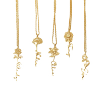 Collier personnalisé en acier inoxydable avec fleur du mois de naissance et nom, pendentif floral avec lettre, cadeau de bijoux pour femmes