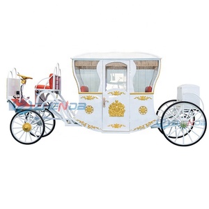 Calèche royale électrique blanche avec décor floral pour mariages en plein air - Product Image 4