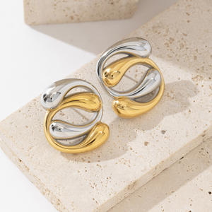 2025 moda mujer único 18K chapado en oro impermeable joyería de alta calidad Acero inoxidable geométrico declaración Stud pendientes - Product Image 3