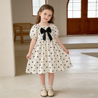 Robe d'été pour filles, imprimé cœur blanc, nœud noir, manches courtes bouffantes, robe de princesse pour tout-petits, mignonne, décontractée, vêtements d'été pour enfants
