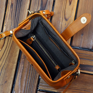 Retro Style Vegetable Tanned Cowhide Clasp <b>Bag</b> Soft Genuine Leather Mini Crossbody Horizontal Square Magnetic Buckle Everyday - Product Image 4