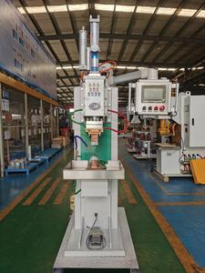 Máquina de soldadura de difusión hidráulica de Gas de resistencia de tiras de cobre Industrial neumática de 3Mm - Product Image 3