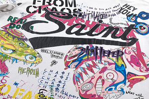 Camiseta de manga corta moderna, elegante, holgada, informal, con estampado de grafiti, versátil, para hombres, mujeres y parejas. - Product Image 4