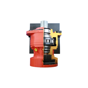 Moteur hydraulique à pistons radiaux 05 avec une cylindrée de 380-820 cm³, un couple de 3320 N.m et une vitesse de 160 tr/min - Product Image 1