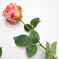 Rose artificielle en soie à tige unique, fleur de rose en tissu au toucher réel, rose rouge rose blanche artificielle pour la décoration de mariage et de la maison