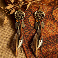 Boucles d'oreilles pendantes en alliage de zinc faites à la main, style bohème vintage européen et américain, avec franges de plumes, forme de feuille, cadeau pour femme, ivoire, art rétro
