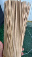 Brochettes et bâtonnets de satay jetables en bambou écologiques pour le camping